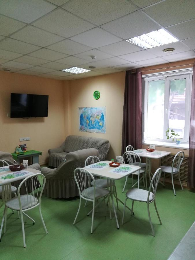 Dachny Hostel На Метро "Заельцовская" Novosibirsk Eksteriør billede